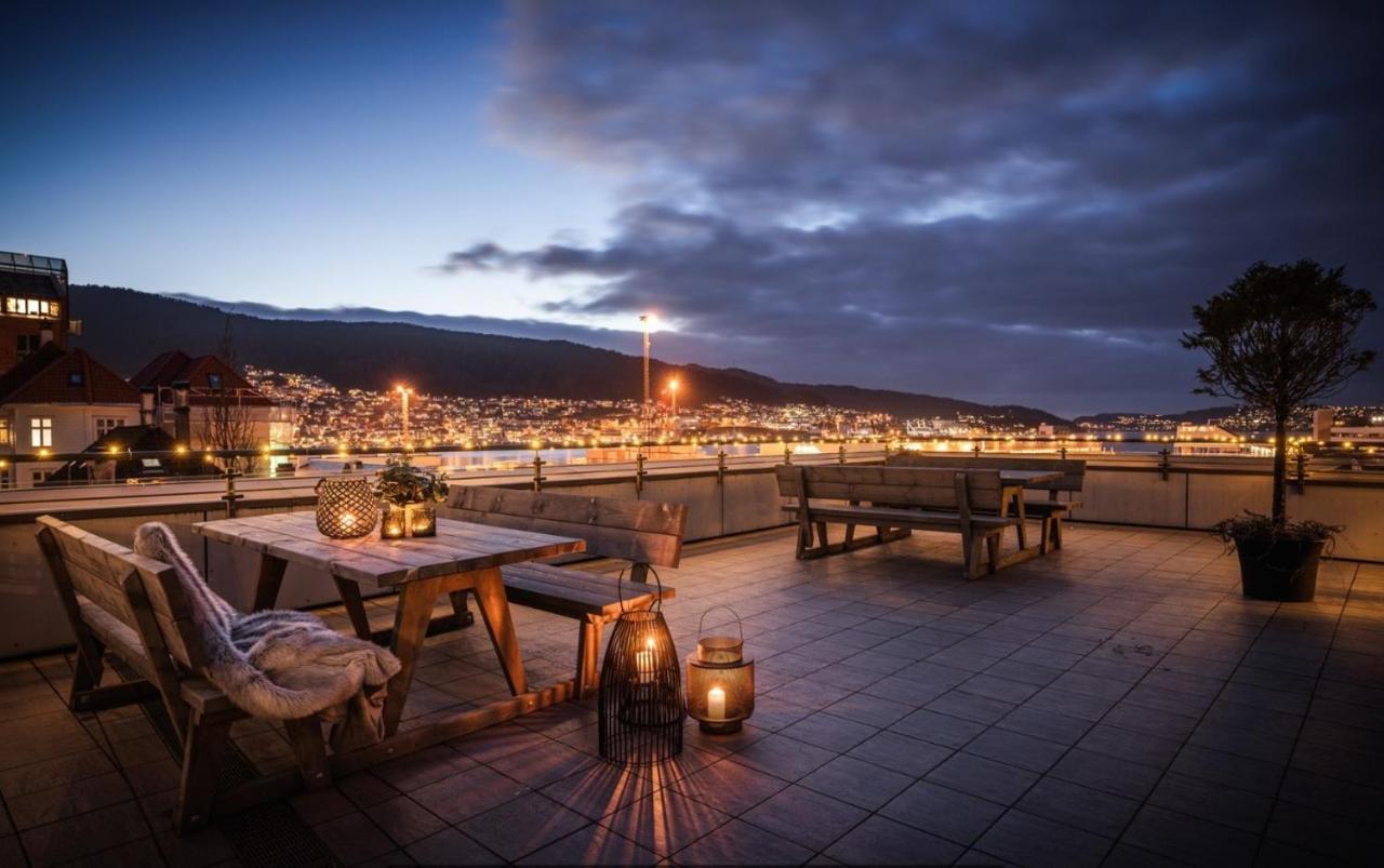 Penthouse With Private Balcony In The City Centre Of Bergen Apartamento Exterior foto