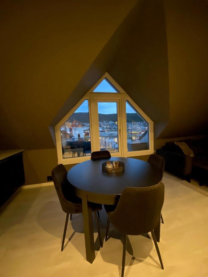 Penthouse With Private Balcony In The City Centre Of Bergen Apartamento Exterior foto